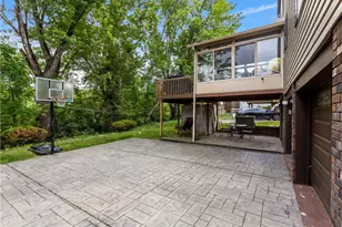 121 Penncrest Dr, White Oak, PA 15131 - Photo 32