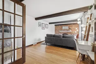 2483 Southvue Dr, Pittsburgh, PA 15241 - Photo 12