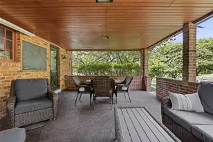 2483 Southvue Dr, Pittsburgh, PA 15241 - Photo 32