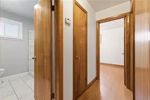 1003 Hazel St, New Castle, PA 16101 - Photo 8
