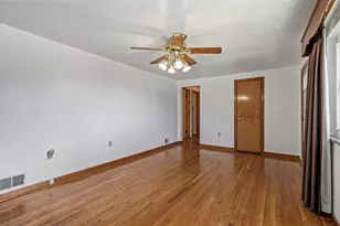 105 Magnolia St, Homestead, PA 15120 - Photo 4