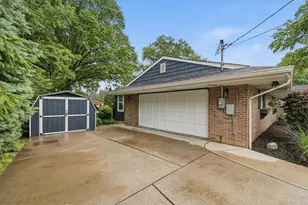 105 Appletree Dr, Brighton Township, PA 15009 - Photo 46