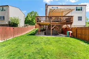 408 Meade Dr, Moon/Crescent Twp, PA 15108 - Photo 26
