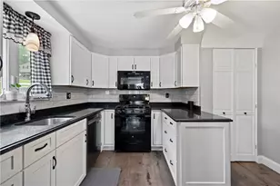 2347 Casswell Dr, Bethel Park, PA 15102 - Photo 12