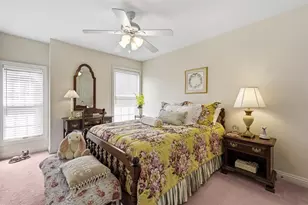 532 E Vanderbilt Dr, Adams Township, PA 16046 - Photo 22