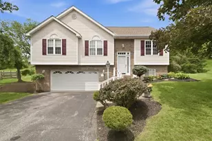 8 Pristine Pl, Cecil, PA 15317 - Photo 32