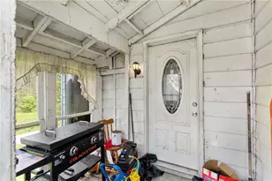 237 Parker St, Bruin Boro, PA 16022 - Photo 2