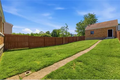 1818 Tyler St, Aliquippa, PA 15001 - Photo 22