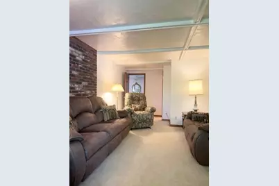 6229 Terry Ln, Washington Township, PA 15668 - Photo 12