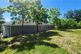 529 Weston Wy, Elliott, PA 15220 - Photo 32