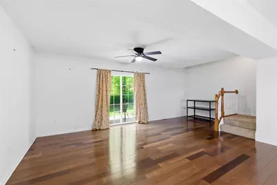 402 Berrington Ct, Bethel Park, PA 15102 - Photo 6