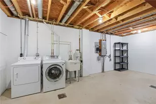 402 Berrington Ct, Bethel Park, PA 15102 - Photo 24