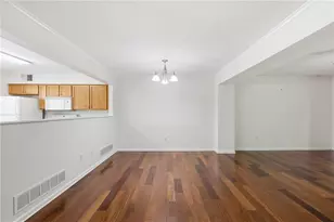 402 Berrington Ct, Bethel Park, PA 15102 - Photo 10