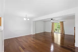 402 Berrington Ct, Bethel Park, PA 15102 - Photo 4