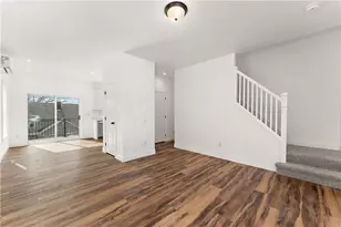 379 Beaver St, Leetsdale, PA 15056 - Photo 8