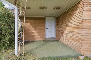 4104 Burnsire Dr, Irwin, PA 15642 - Photo 8