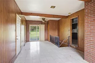 4104 Burnsire Dr, Irwin, PA 15642 - Photo 10