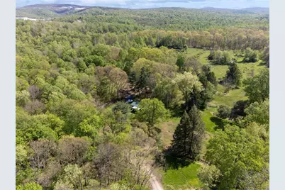 154 Thompson Rd, Derry Township, PA 15627 - Photo 2