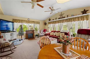 400 Oliver Ave, Bentleyville, PA 15314 - Photo 16