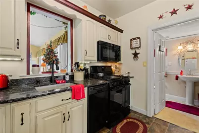 400 Oliver Ave, Bentleyville, PA 15314 - Photo 12