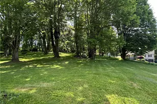 1745 Washington Rd, Washington Township, PA 15613 - Photo 8