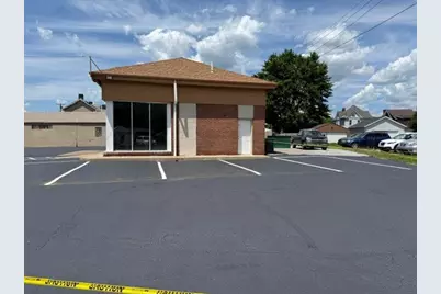 900 Washington Ave, Monaca, PA 15061 - Photo 2