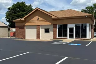 900 Washington Ave, Monaca, PA 15061 - Photo 1