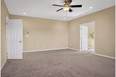 229 W Country Barn Rd, Chartiers, PA 15342 - Photo 22