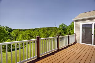 229 W Country Barn Rd, Chartiers, PA 15342 - Photo 40