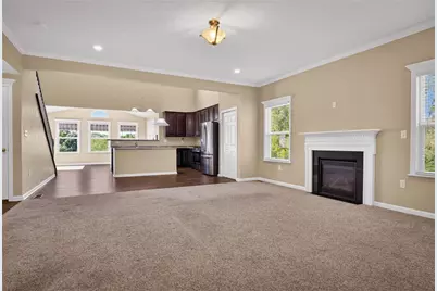 229 W Country Barn Rd, Chartiers, PA 15342 - Photo 4