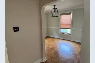 633 Crystal Dr, Pittsburgh, PA 15228 - Photo 6