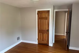 633 Crystal Dr, Pittsburgh, PA 15228 - Photo 28