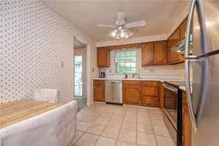 5025 Windover Dr, Robinson Twp, PA 15205 - Photo 10