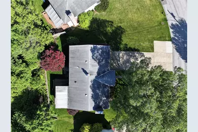 5025 Windover Dr., Robinson Twp, PA 15205 - Photo 2