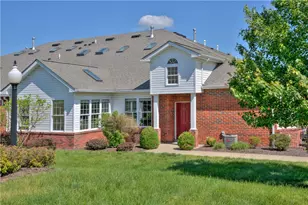 3104 Ambassador Ln, Adams Township, PA 16059 - Photo 4