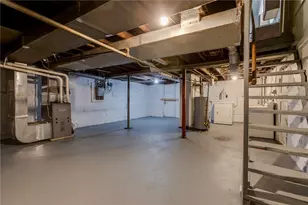2401 Maple Ave, Pittsburgh, PA 15214 - Photo 40