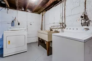 2401 Maple Ave, Pittsburgh, PA 15214 - Photo 20