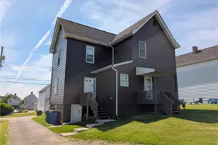109 S 5th St, Youngwood, PA 15697 - Photo 4