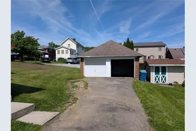 109 S 5th St, Youngwood, PA 15697 - Photo 6