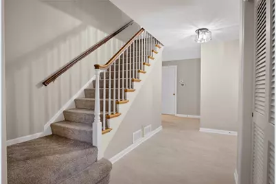 1155 Folkstone Dr, Pittsburgh, PA 15243 - Photo 4