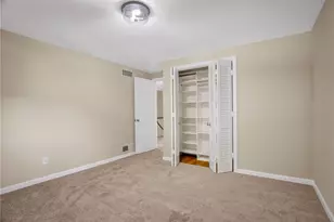 1155 Folkstone Dr, Pittsburgh, PA 15243 - Photo 32