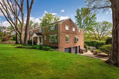 1155 Folkstone Dr, Pittsburgh, PA 15243 - Photo 2