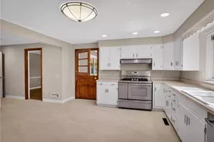 1155 Folkstone Dr, Pittsburgh, PA 15243 - Photo 12