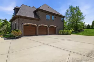 311 Cambridge Dr, Adams Township, PA 16046 - Photo 48