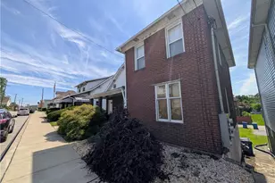 32 S 3rd St, Youngwood, PA 15697 - Photo 6