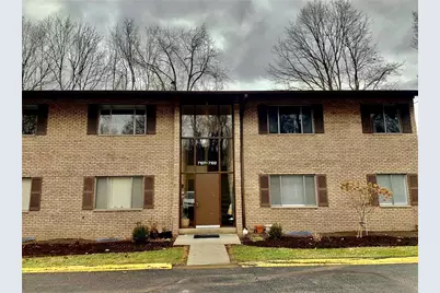 7127 Sanlin Dr, Coraopolis, PA 15108 - Photo 1