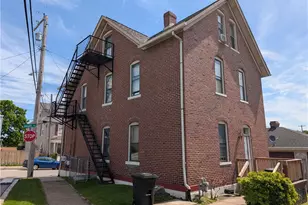 105 Depot St, Youngwood, PA 15697 - Photo 4