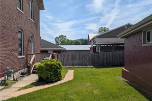 105 Depot St, Youngwood, PA 15697 - Photo 10