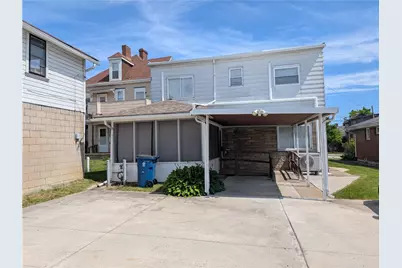 207 Depot St, Youngwood, PA 15697 - Photo 4