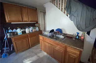 46 Main St, McClellandtown, PA 15458 - Photo 6